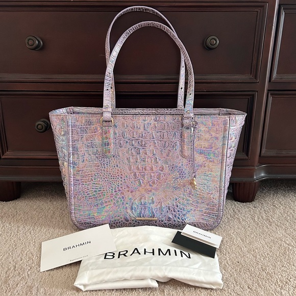 Brahmin Handbags - Iridescent Brahmin Ashlee Violet Wonderland Melbourne large leather tote bag 💜